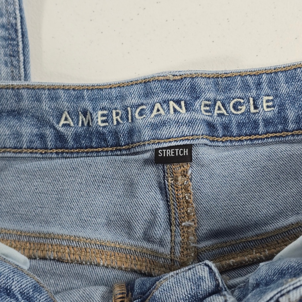 American Eagle Mom Jean Womens 12 X-Long Light Wash Stretch Denim Blue Pants - Picture 7 of 10